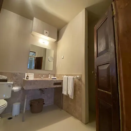 Mercador Guest house 4*