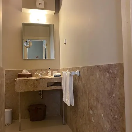 Guest house Mercador 4*